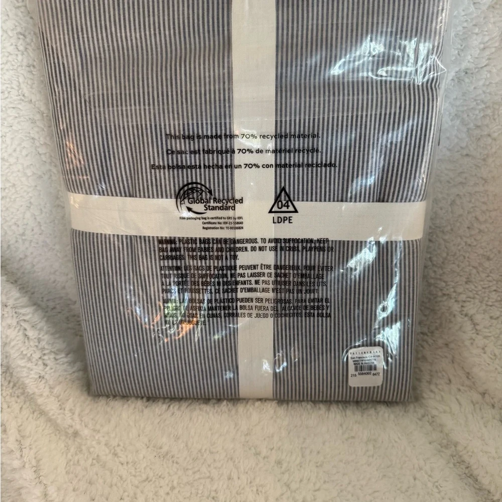 NWT Pottery Barn Mini Stripe Shower Curtain Navy & White Classic Stripe - Picture 4 of 4